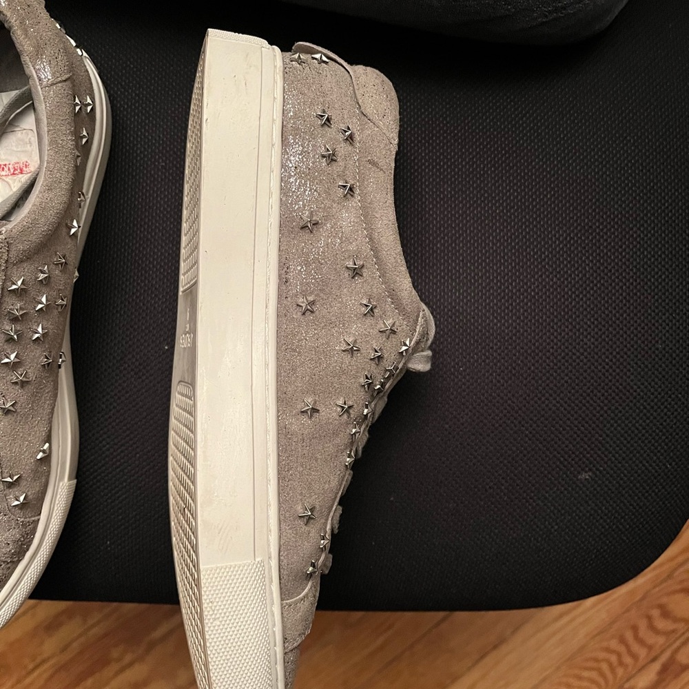 J Slide silvery gray laced sneaker with silver studded stars . Size 9